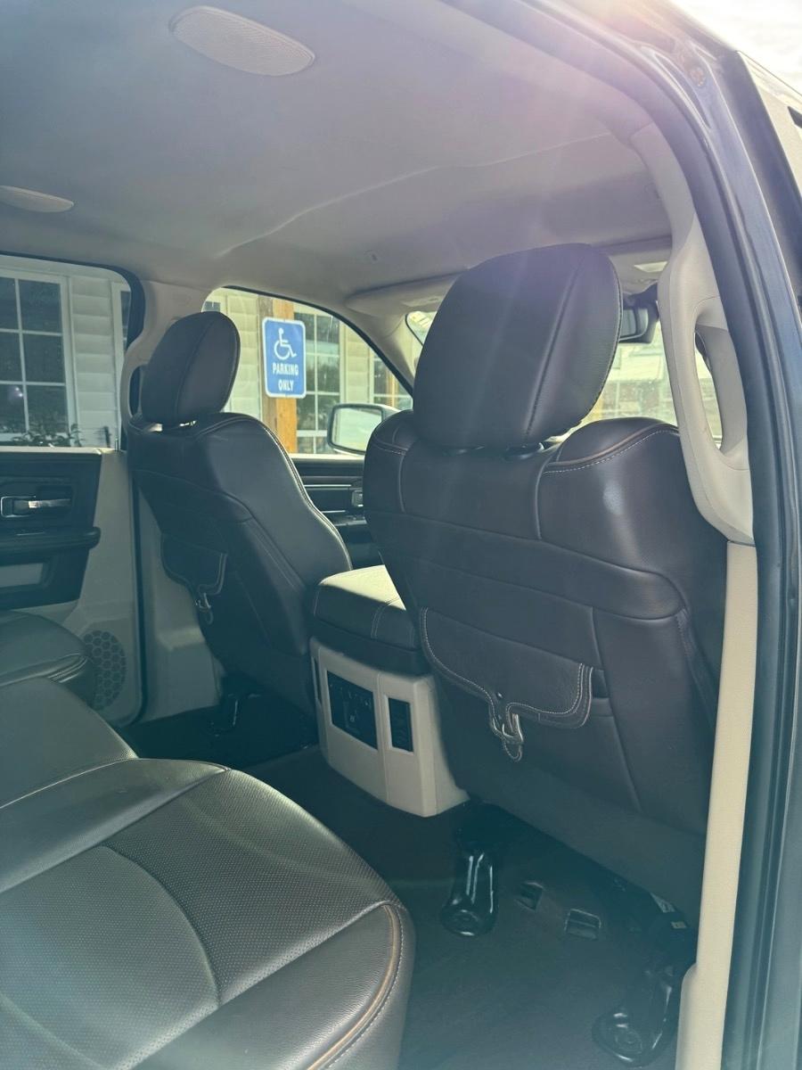 RAM 1500 Longhorn 4x2 Crew Cab 5'7" Box 2017