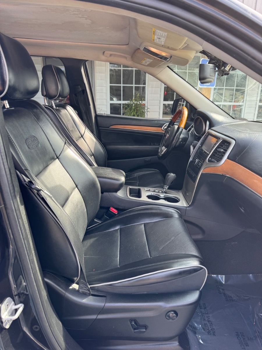 Jeep Grand Cherokee RWD 4dr Overland 2011