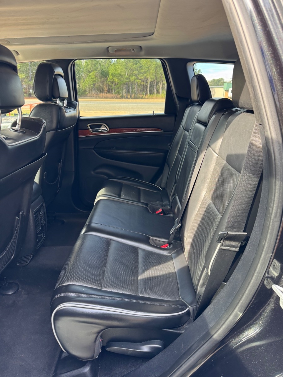 Jeep Grand Cherokee RWD 4dr Overland 2011