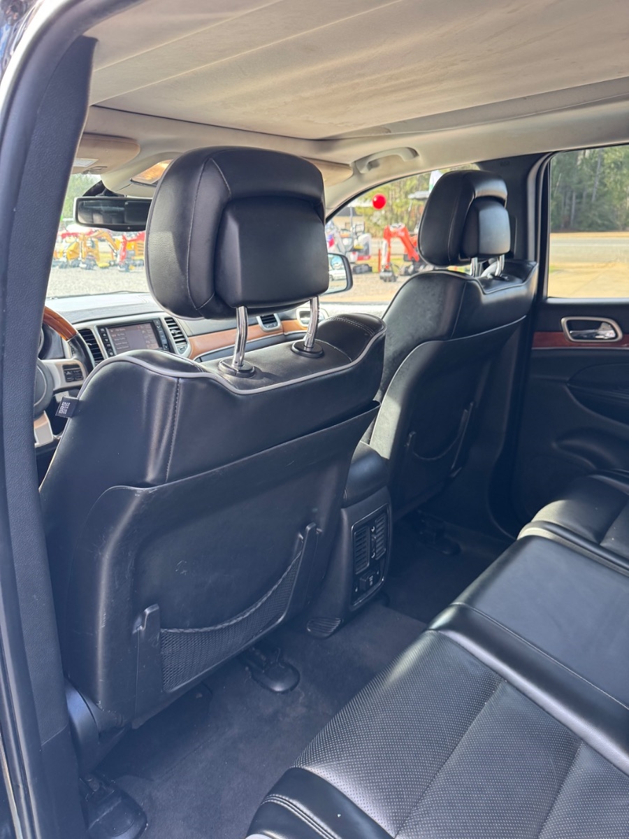 Jeep Grand Cherokee RWD 4dr Overland 2011