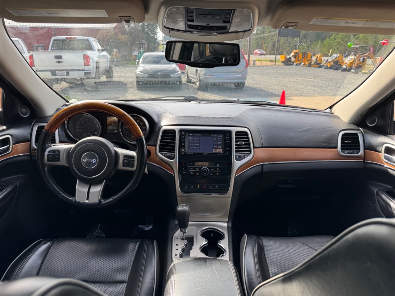 Jeep Grand Cherokee RWD 4dr Overland 2011