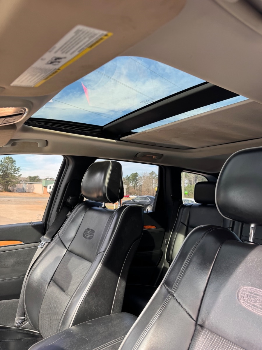 Jeep Grand Cherokee RWD 4dr Overland 2011