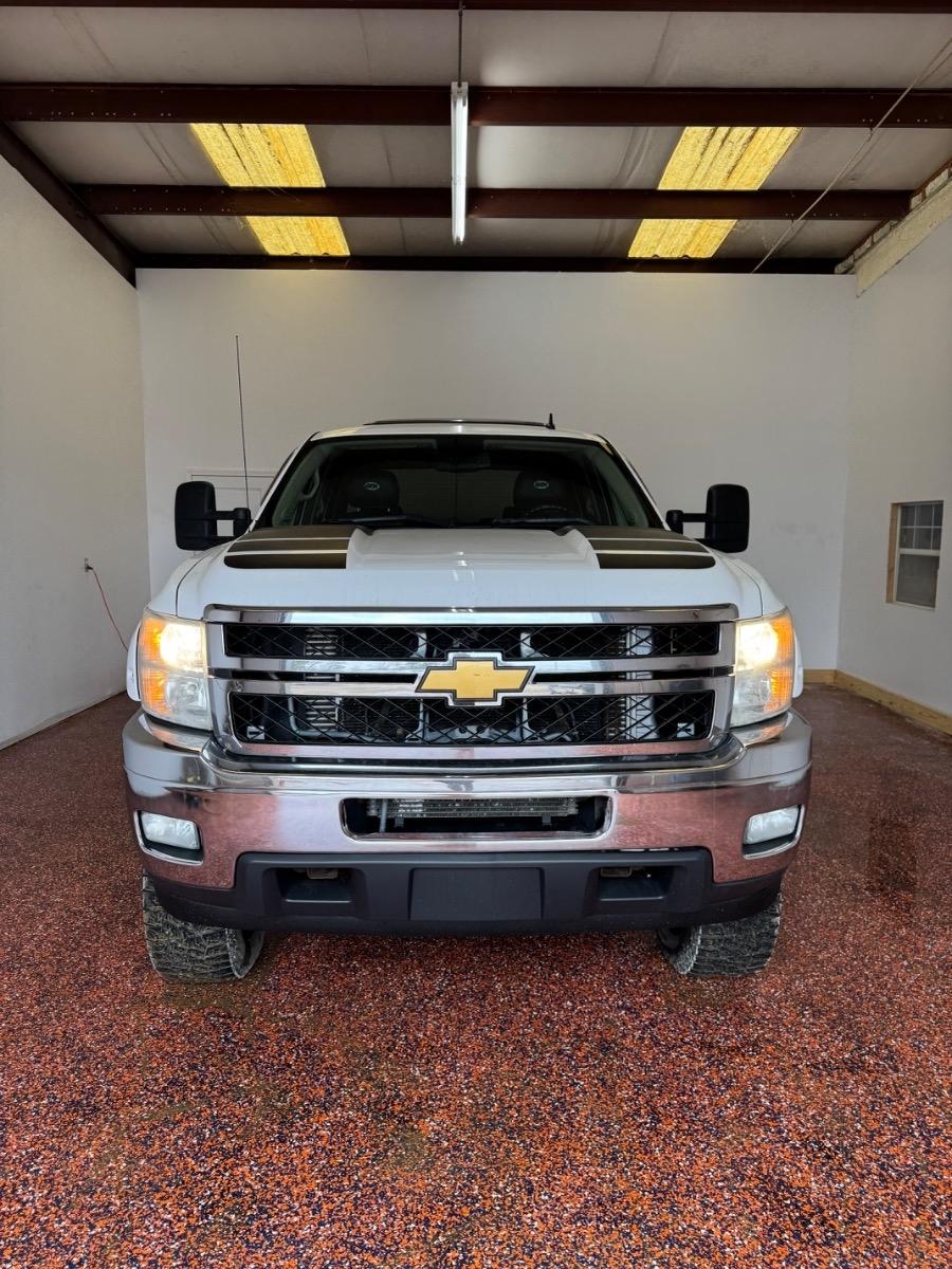 Chevrolet Silverado 3500HD 4WD Crew Cab 153.7" SRW LTZ 2011