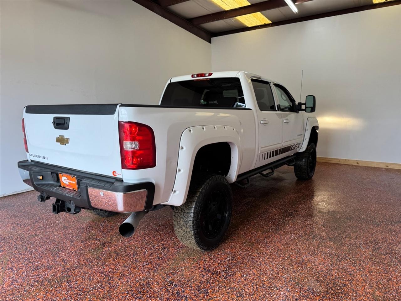 Chevrolet Silverado 3500HD 4WD Crew Cab 153.7" SRW LTZ 2011