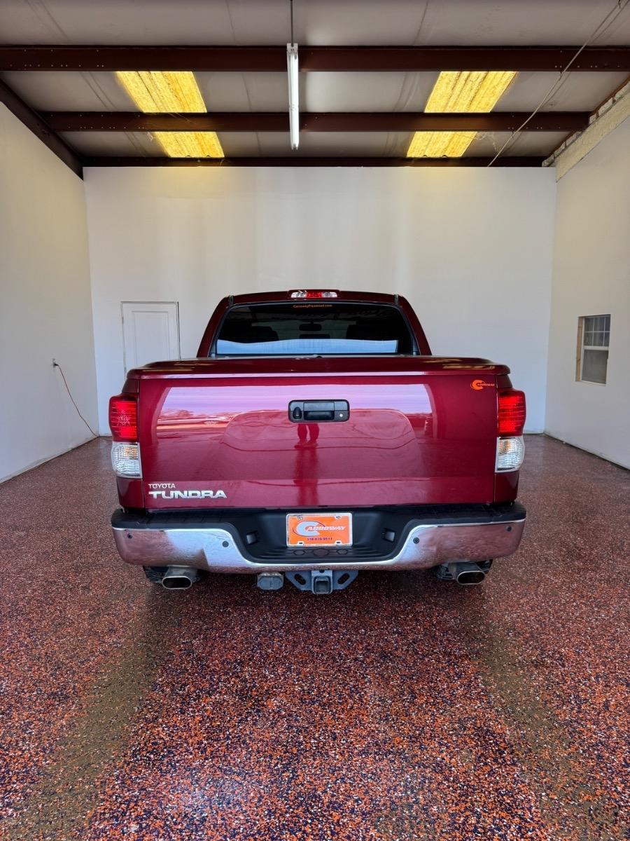 Toyota Tundra 2WD Truck CrewMax 5.7L V8 6-Spd AT LTD (Natl) 2010
