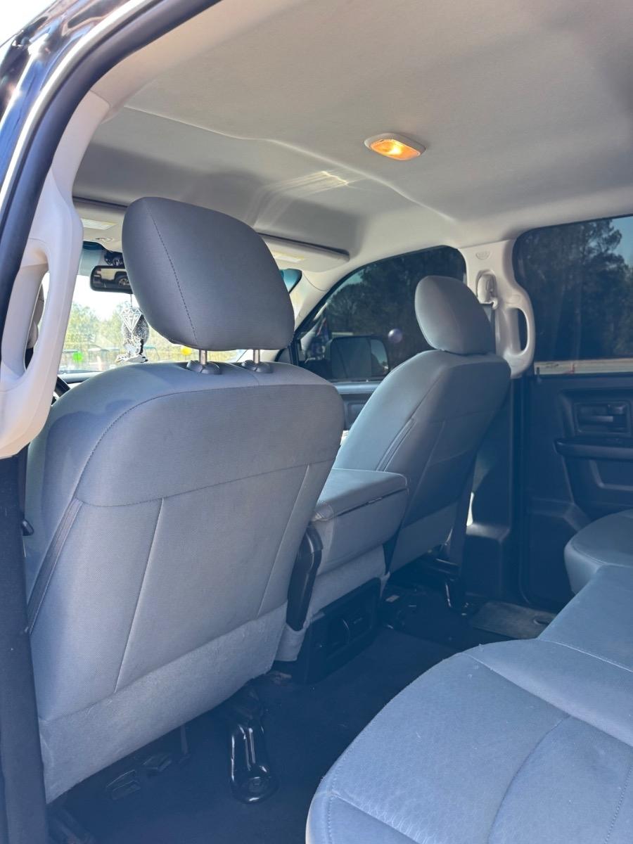 RAM 2500 Tradesman 4x4 Crew Cab 6'4" Box 2017