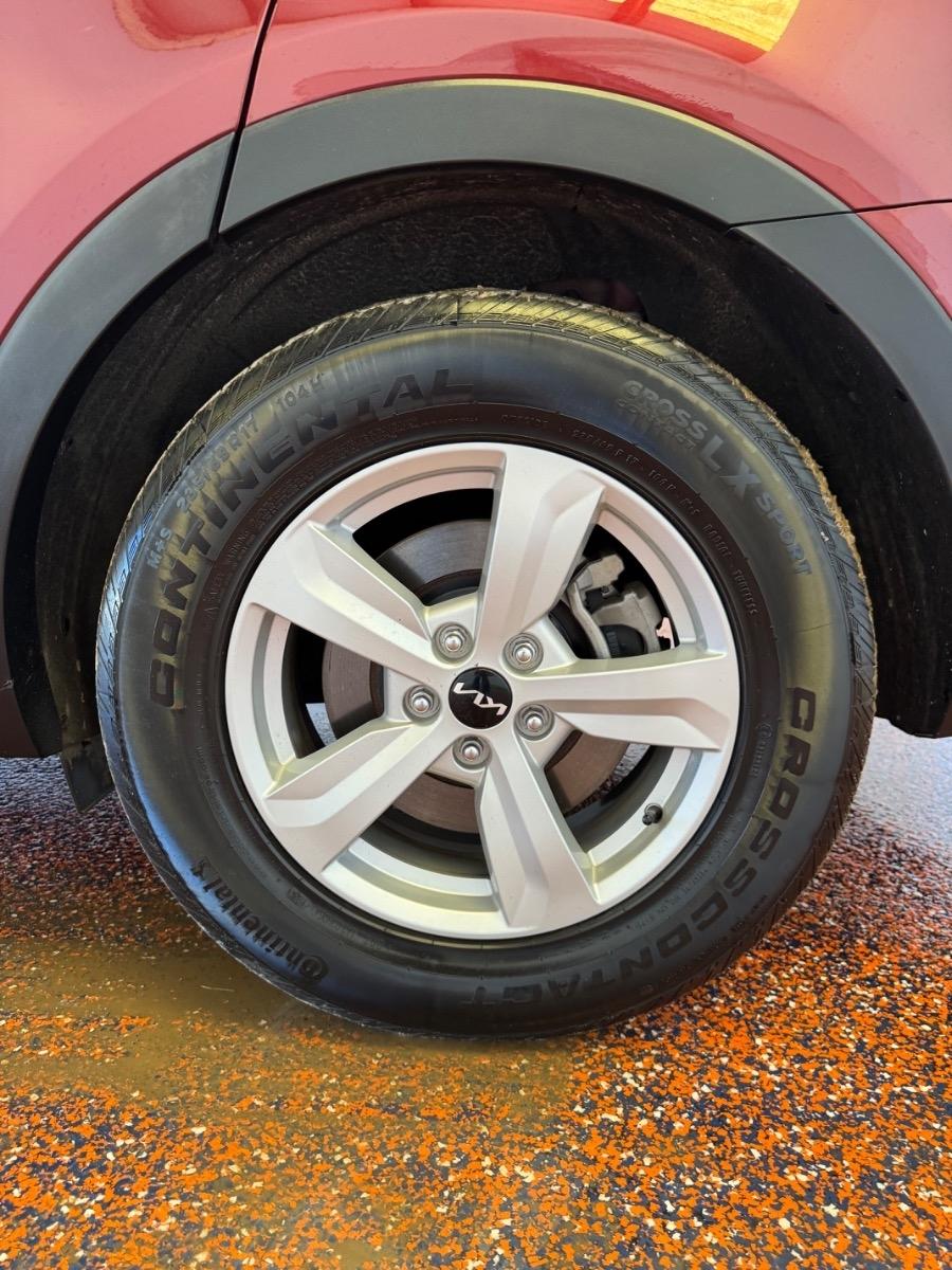 Kia Sorento LX FWD 2024