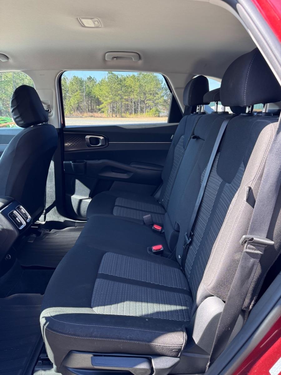 Kia Sorento LX FWD 2024