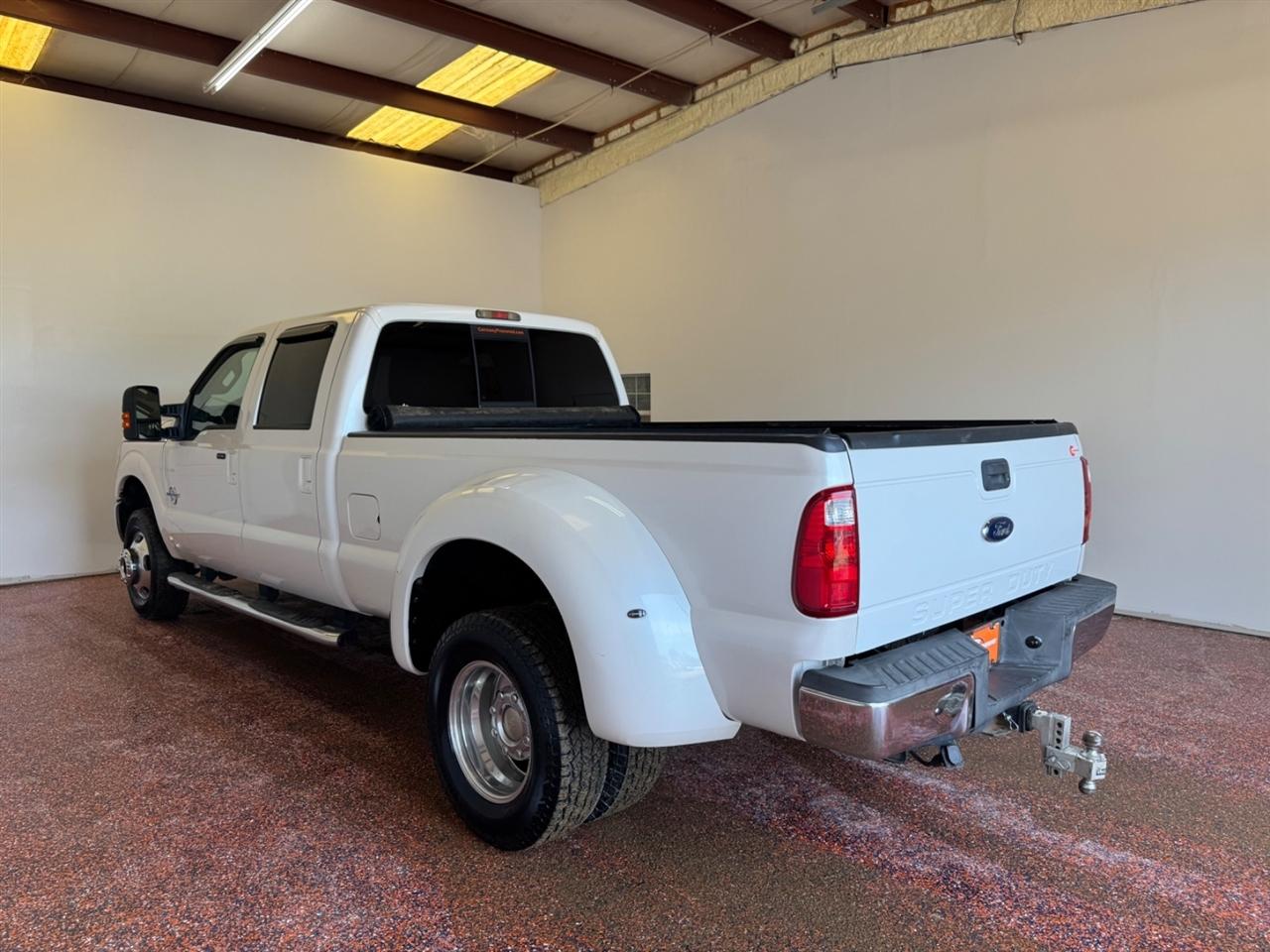 Ford Super Duty F-350 DRW 4WD Crew Cab 172" King Ranch 2011