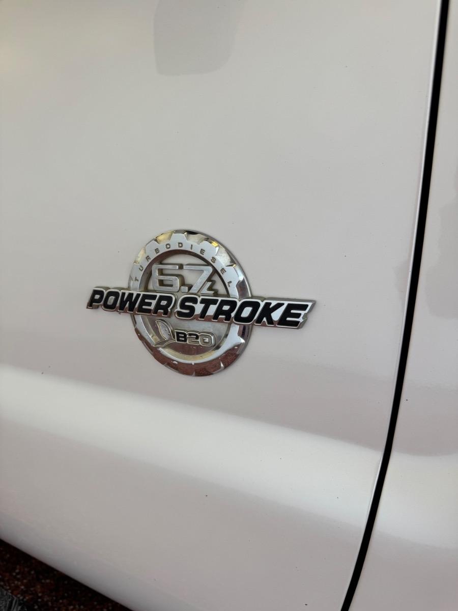 Ford Super Duty F-350 DRW 4WD Crew Cab 172" King Ranch 2011