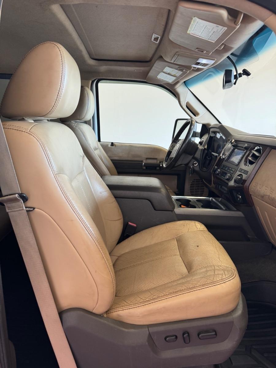 Ford Super Duty F-350 DRW 4WD Crew Cab 172" King Ranch 2011