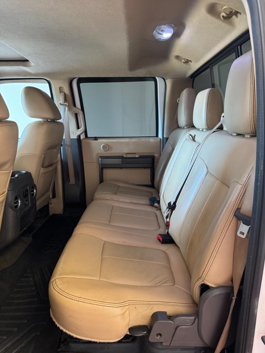 Ford Super Duty F-350 DRW 4WD Crew Cab 172" King Ranch 2011