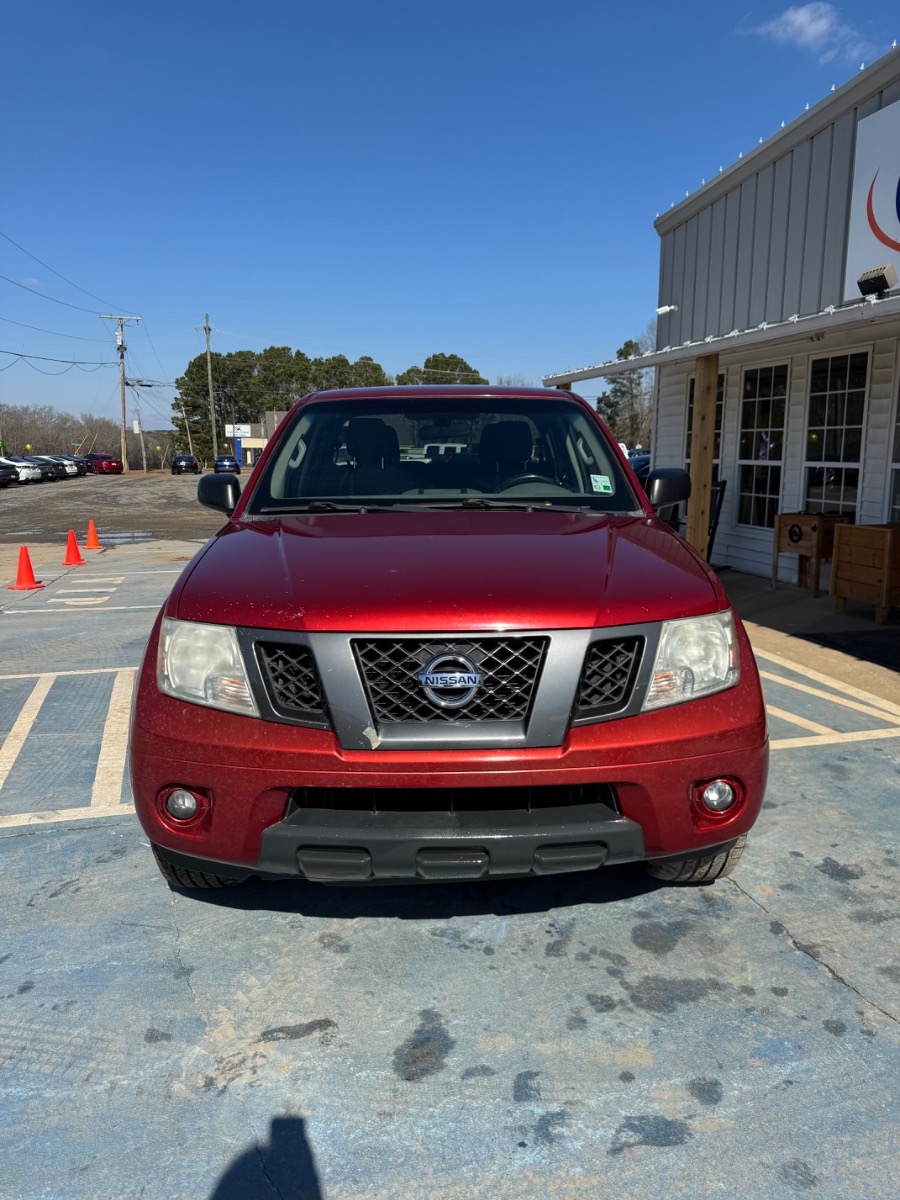 Nissan Frontier 2WD Crew Cab SWB Auto SV 2012