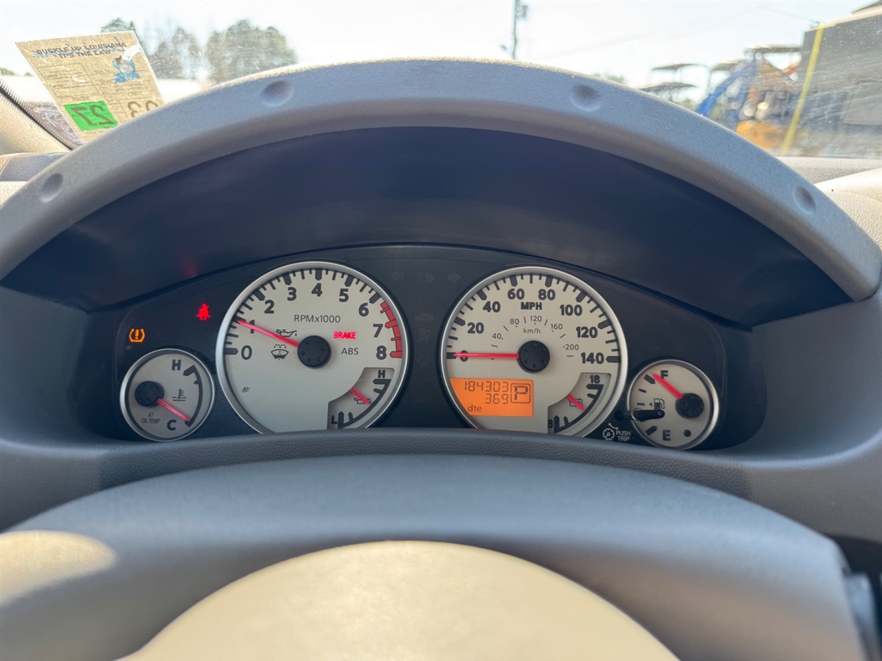 Nissan Frontier 2WD Crew Cab SWB Auto SV 2012