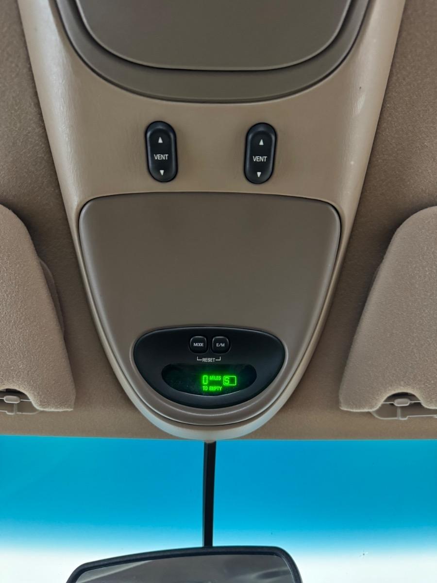 Ford Expedition 119" WB Eddie Bauer 2002