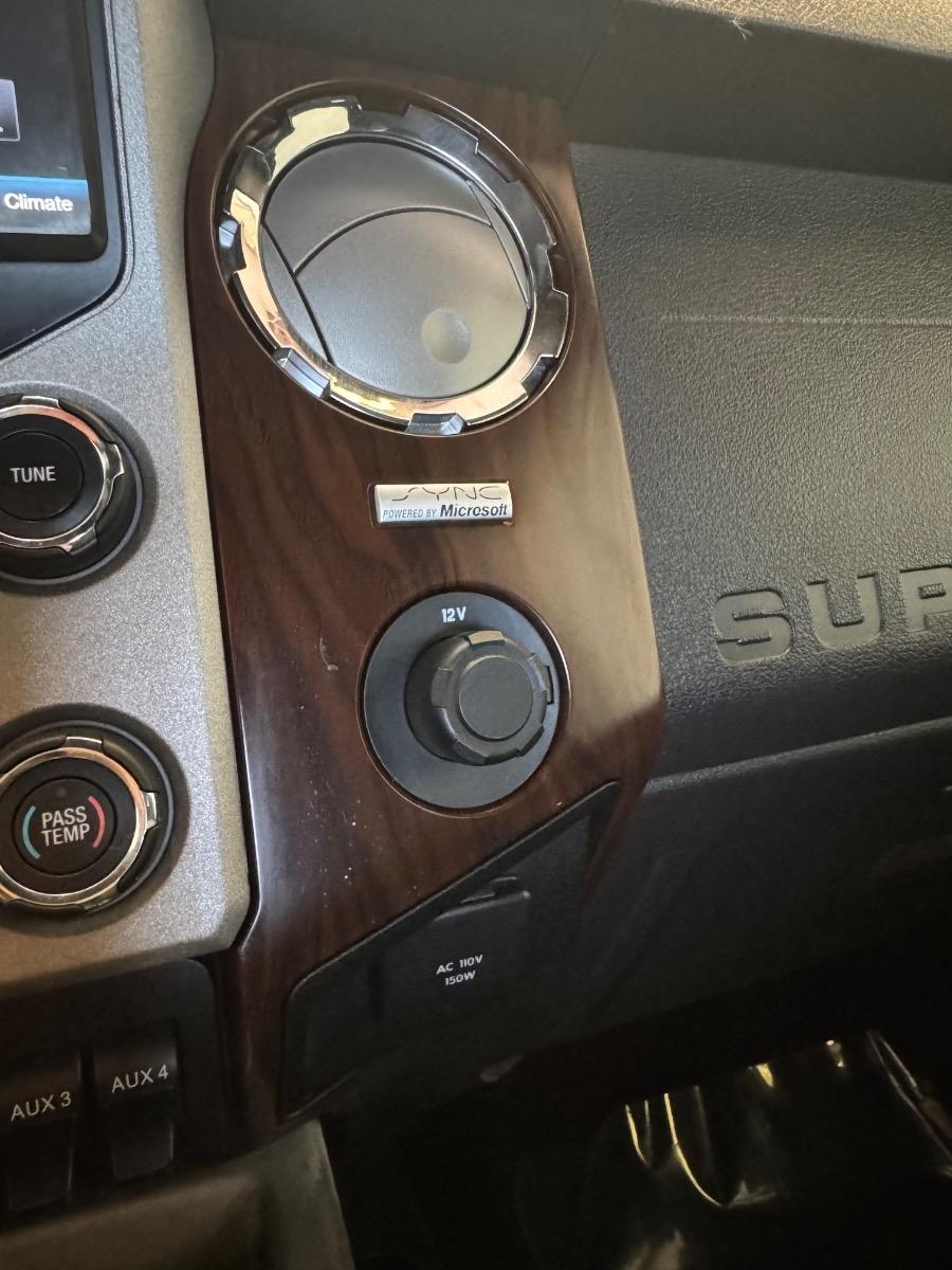 Ford Super Duty F-250 SRW 4WD Crew Cab 172" Platinum 2015