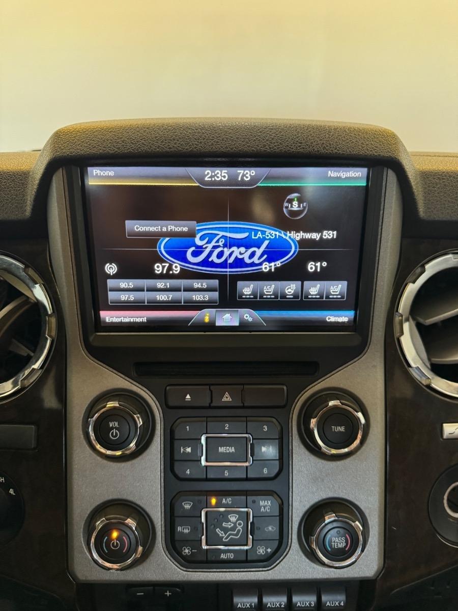 Ford Super Duty F-350 SRW 4WD Crew Cab 156" King Ranch 2015