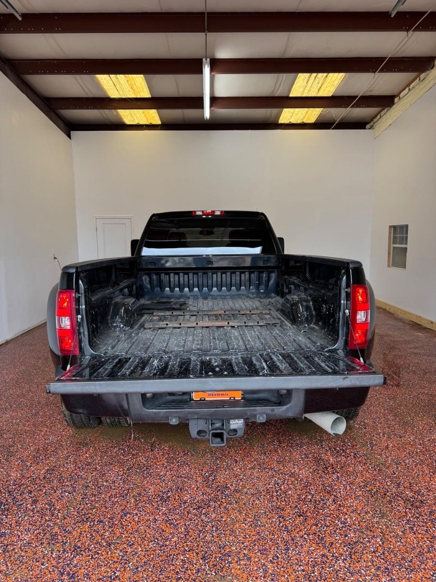 GMC Sierra 3500HD 4WD Crew Cab 167.7" Denali 2013