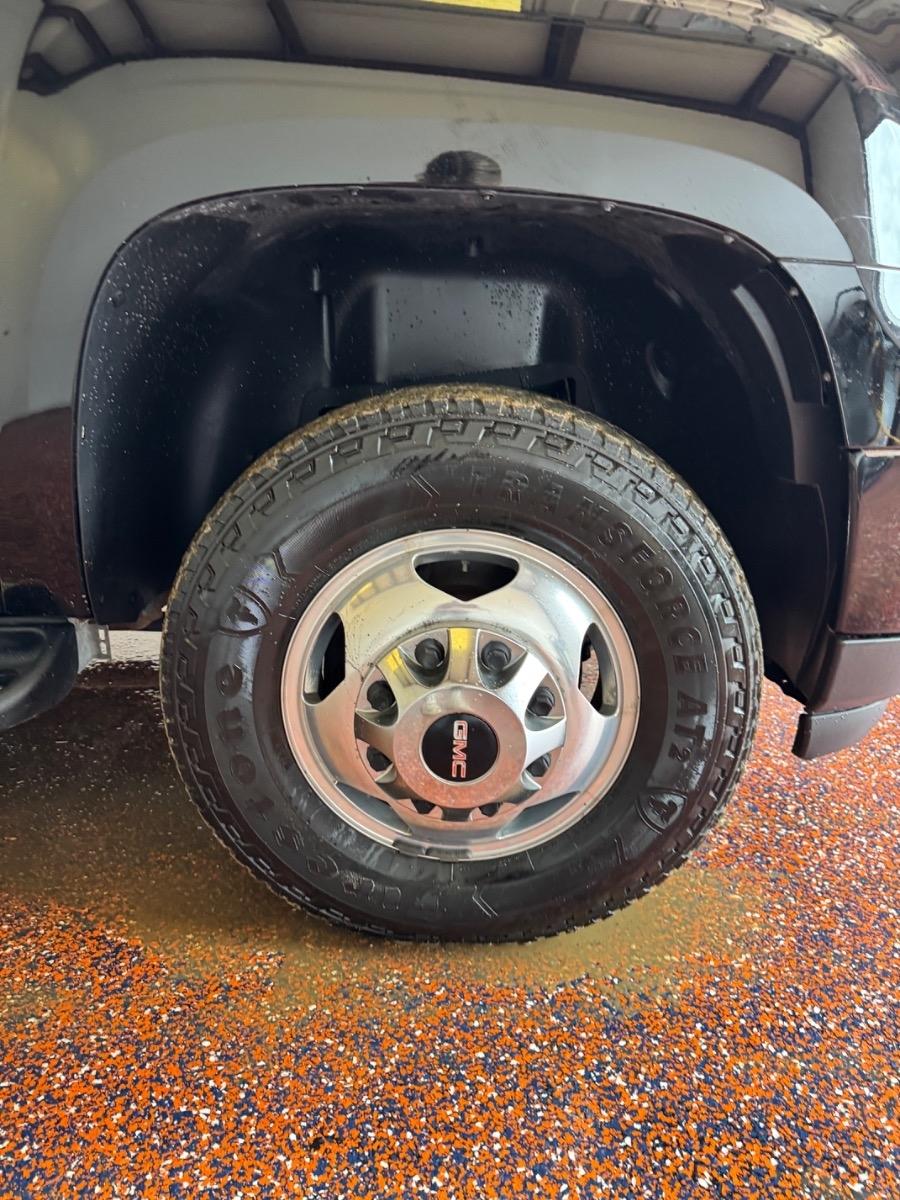 GMC Sierra 3500HD 4WD Crew Cab 167.7" Denali 2013