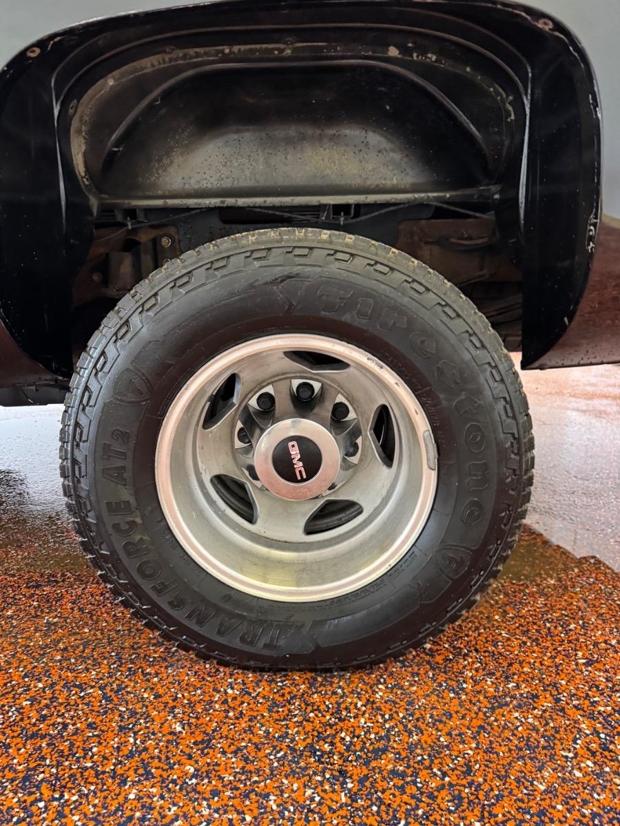 GMC Sierra 3500HD 4WD Crew Cab 167.7" Denali 2013