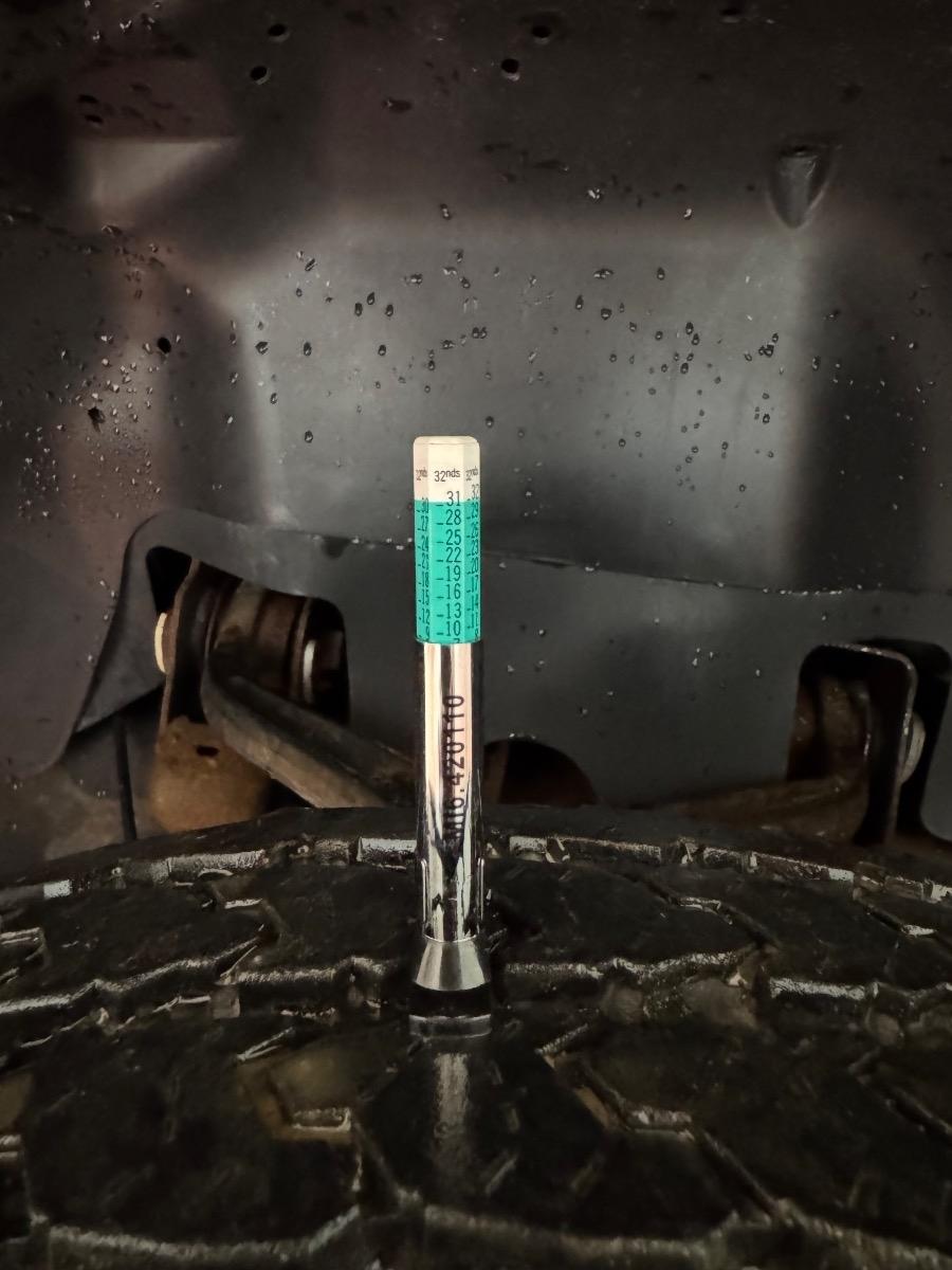 GMC Sierra 3500HD 4WD Crew Cab 167.7" Denali 2013