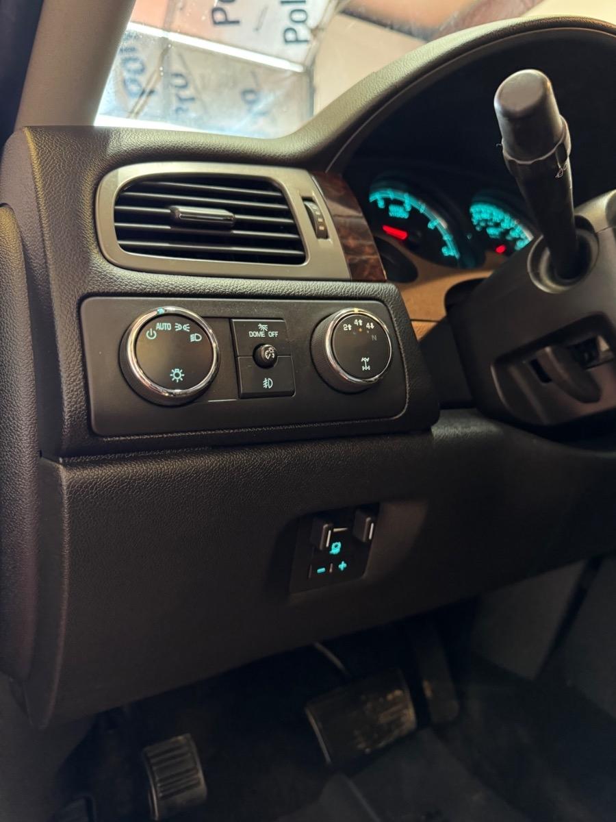 GMC Sierra 3500HD 4WD Crew Cab 167.7" Denali 2013