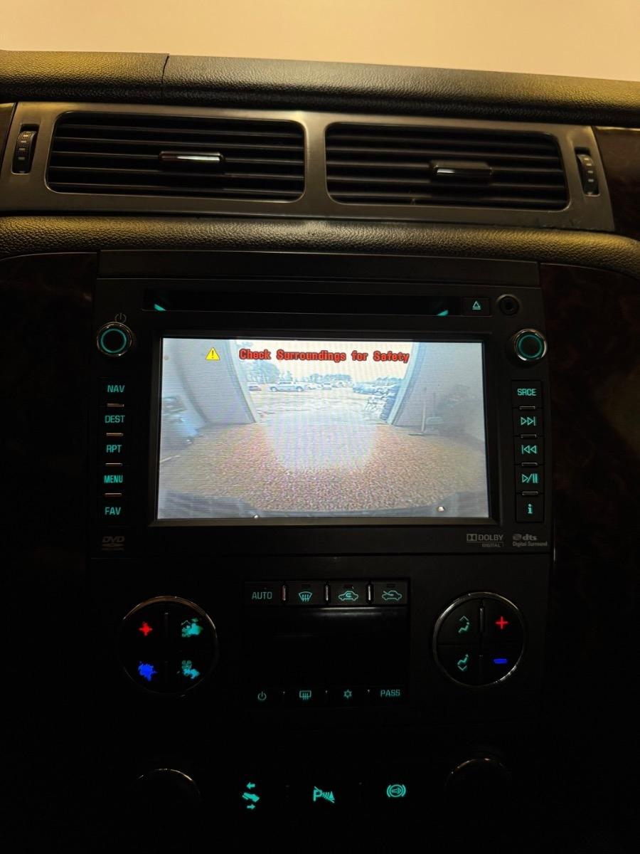 GMC Sierra 3500HD 4WD Crew Cab 167.7" Denali 2013