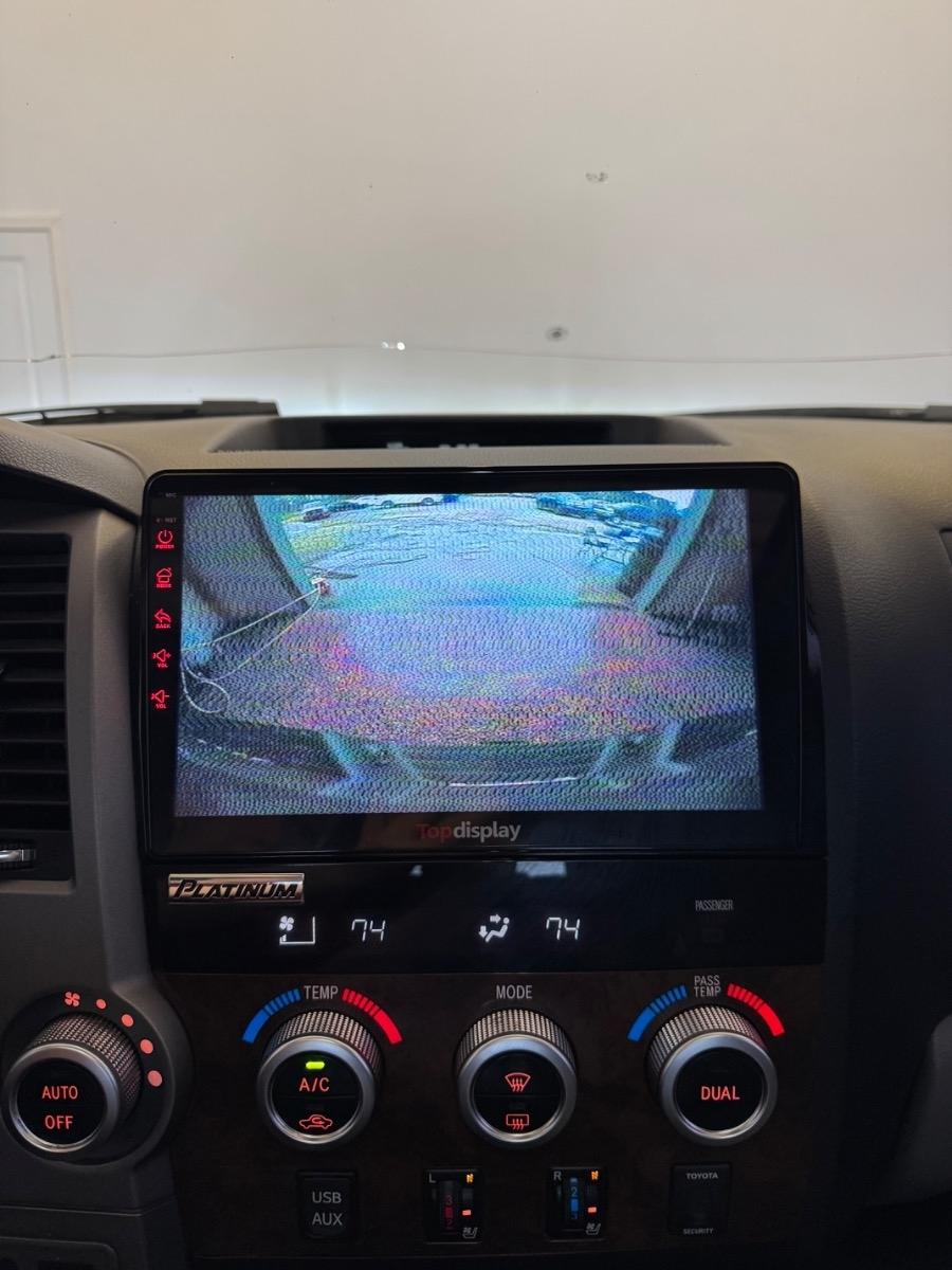 Toyota Tundra 4WD Truck CrewMax 5.7L FFV V8 6-Spd AT LTD (Natl) 2012