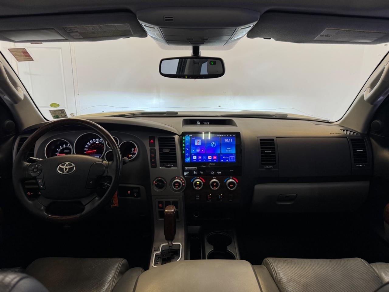 Toyota Tundra 4WD Truck CrewMax 5.7L FFV V8 6-Spd AT LTD (Natl) 2012