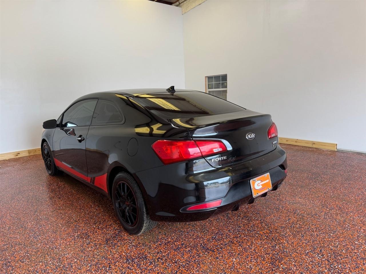 Kia Forte Koup 2dr Cpe Auto EX 2015