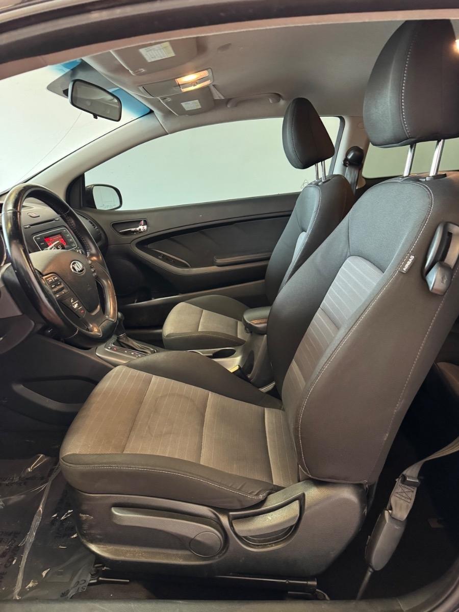 Kia Forte Koup 2dr Cpe Auto EX 2015