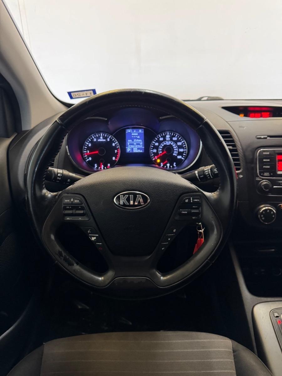 Kia Forte Koup 2dr Cpe Auto EX 2015