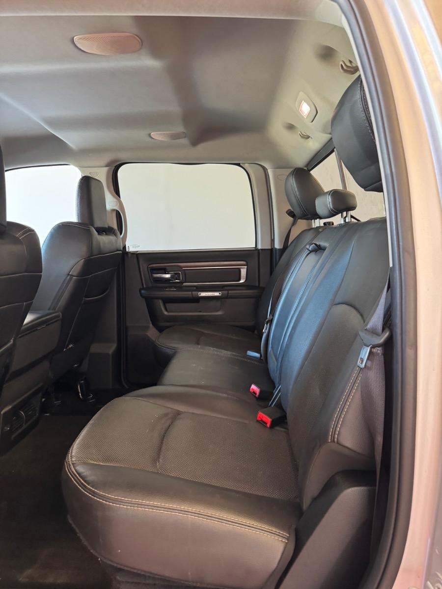 RAM 2500 4WD Crew Cab 149" Laramie 2016