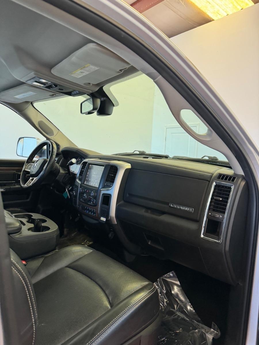 RAM 2500 4WD Crew Cab 149" Laramie 2016