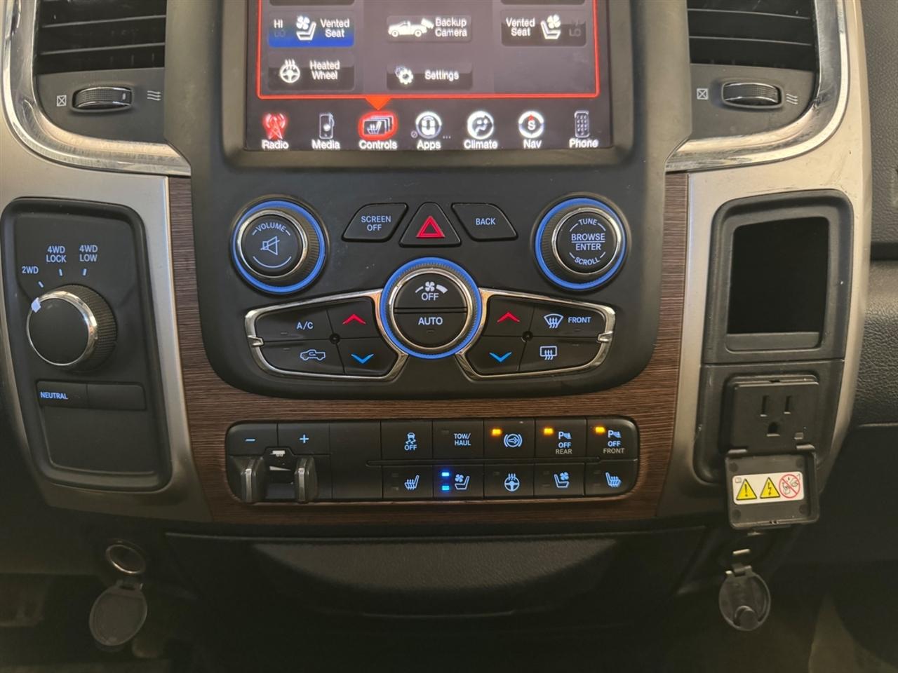 RAM 2500 4WD Crew Cab 149" Laramie 2016