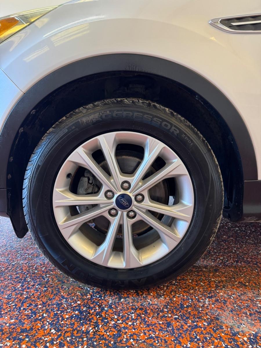 Ford Escape SEL FWD 2018