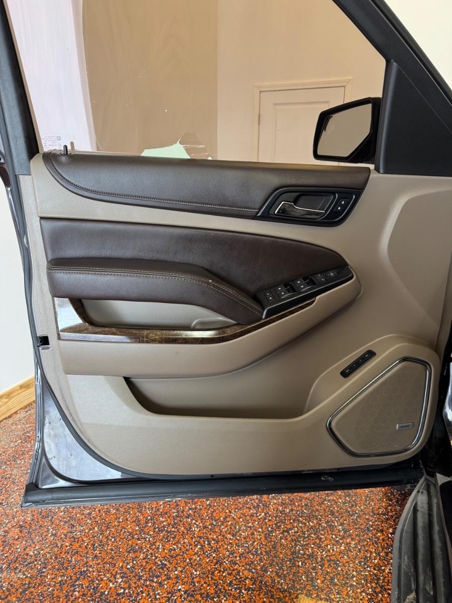 Chevrolet Tahoe 2WD 4dr LT 2015