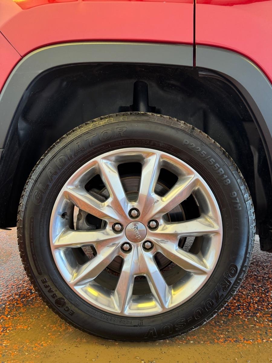 Jeep Cherokee FWD 4dr Limited 2015