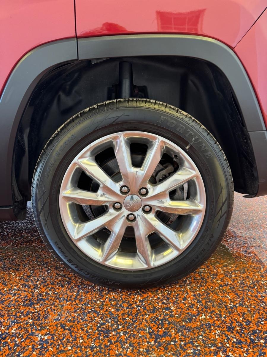 Jeep Cherokee FWD 4dr Limited 2015