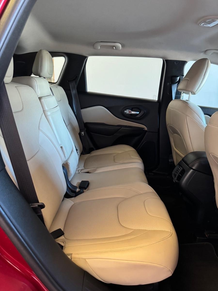 Jeep Cherokee FWD 4dr Limited 2015