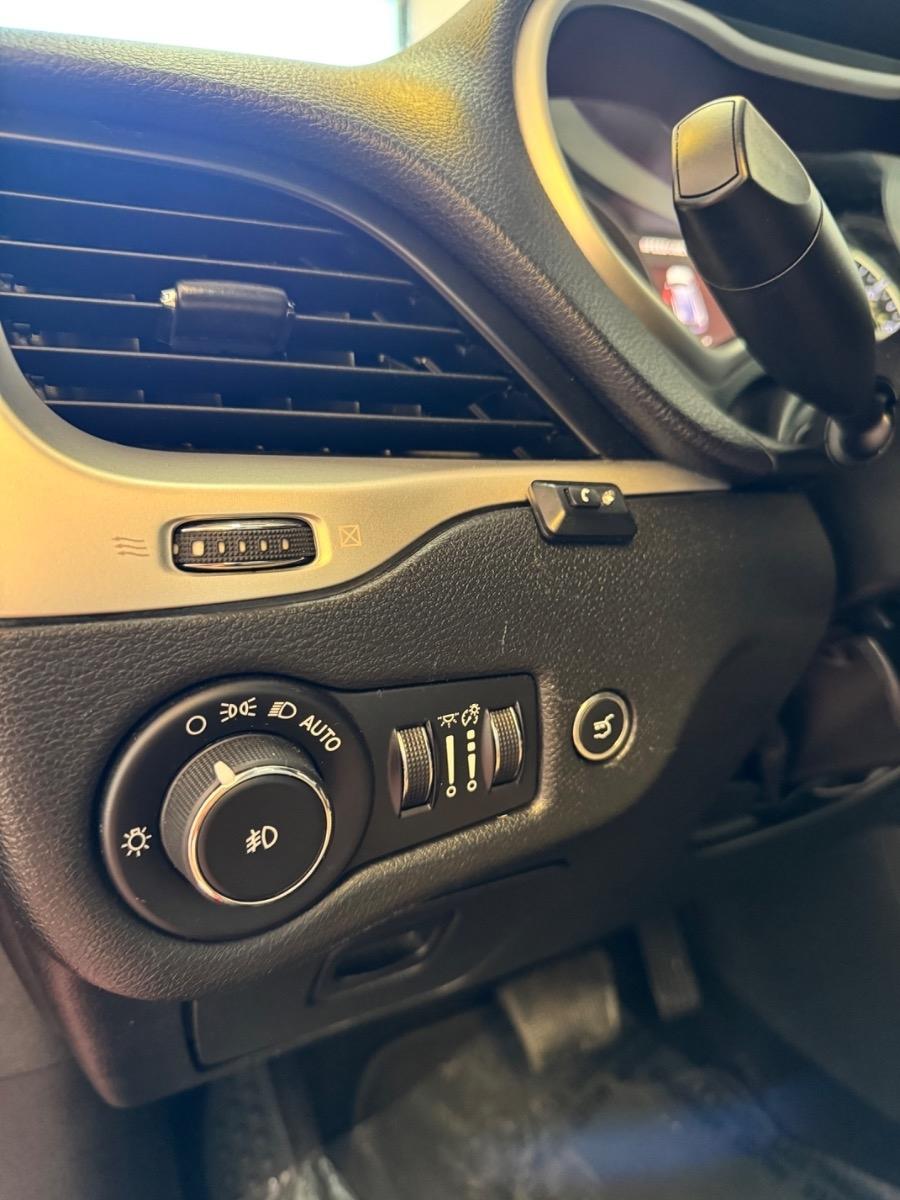 Jeep Cherokee FWD 4dr Limited 2015