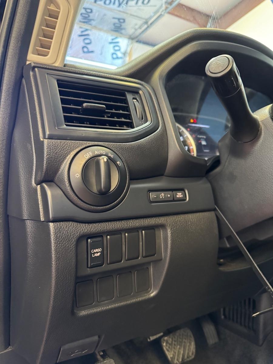 Nissan Titan 4x2 Crew Cab S 2021