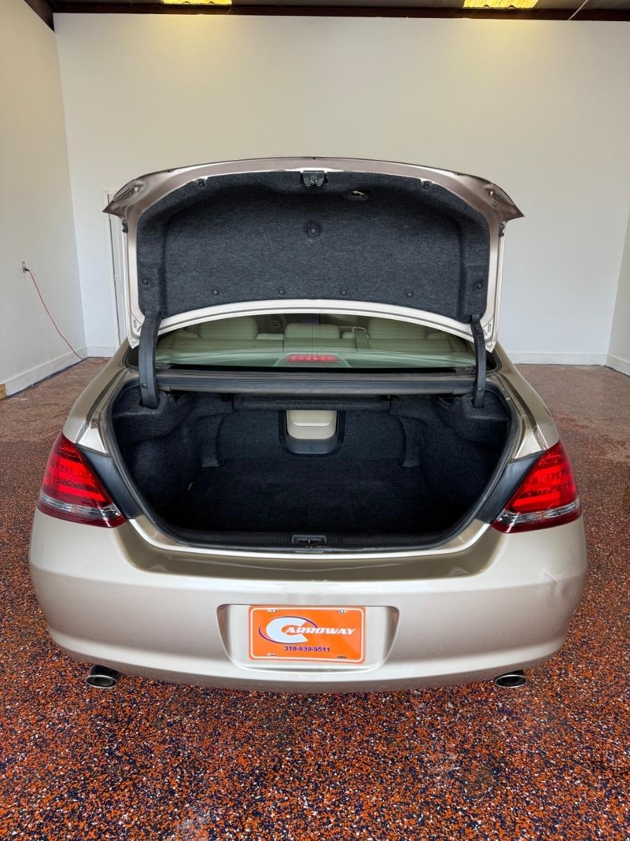 Toyota Avalon 4dr Sdn Touring (Natl) 2008