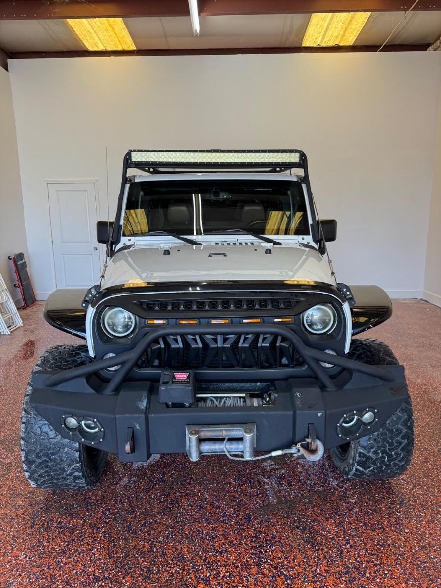 Jeep Wrangler Unlimited 4WD 4dr Sahara 2015