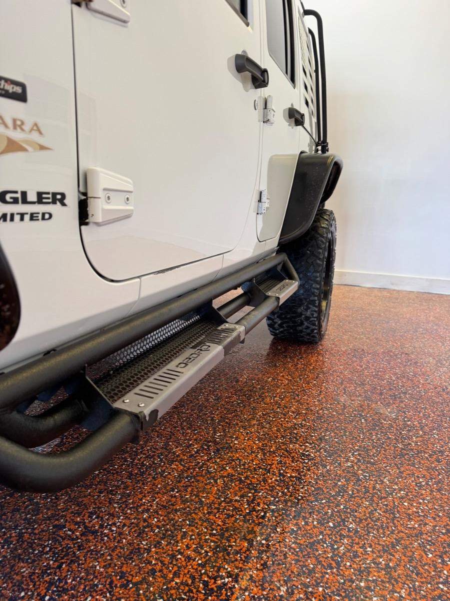 Jeep Wrangler Unlimited 4WD 4dr Sahara 2015