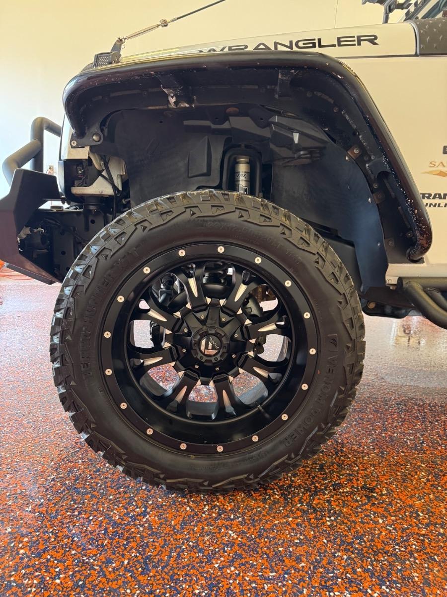 Jeep Wrangler Unlimited 4WD 4dr Sahara 2015