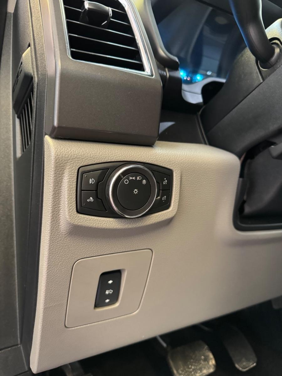 Ford F-150 4WD SuperCrew 145" King Ranch 2016