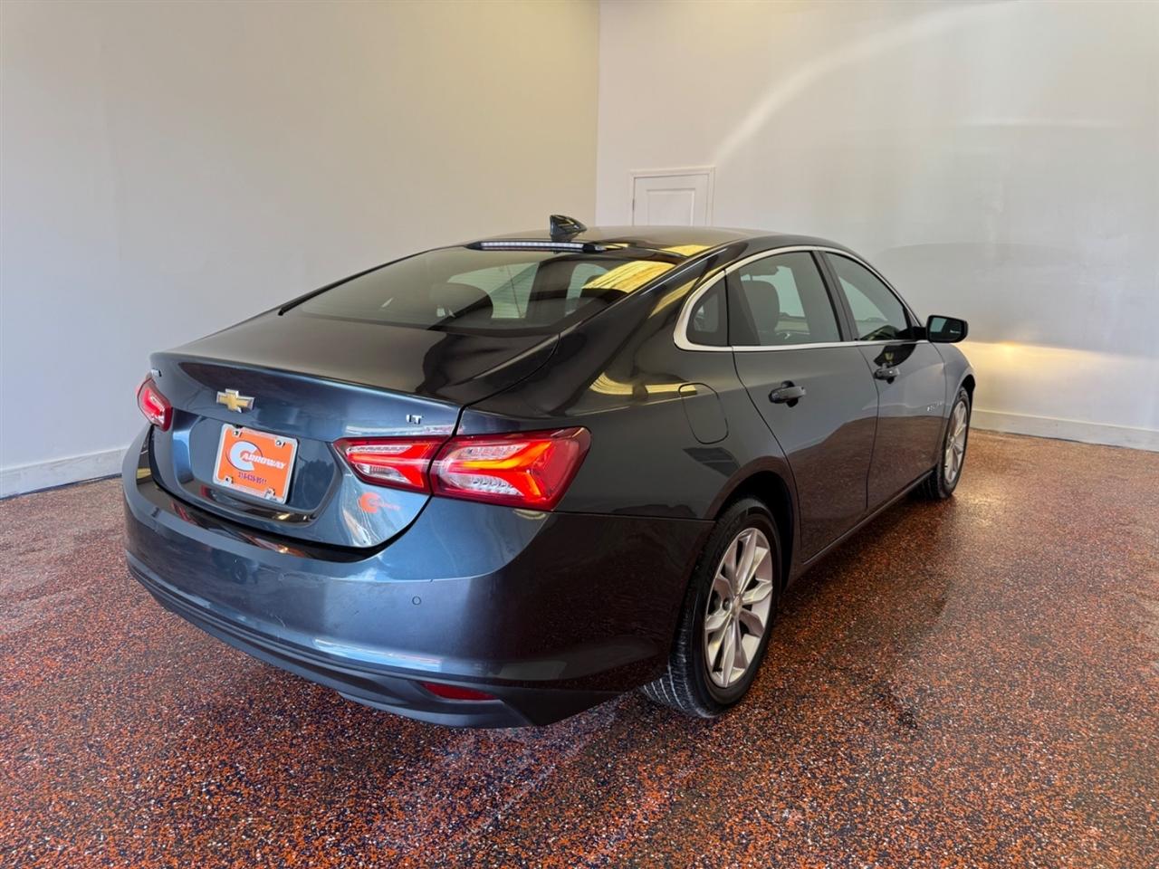 Chevrolet Malibu 4dr Sdn LT 2021