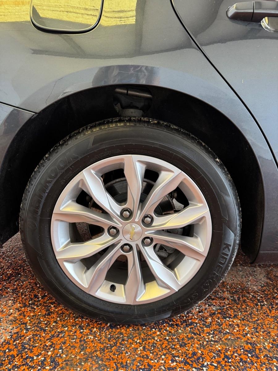 Chevrolet Malibu 4dr Sdn LT 2021