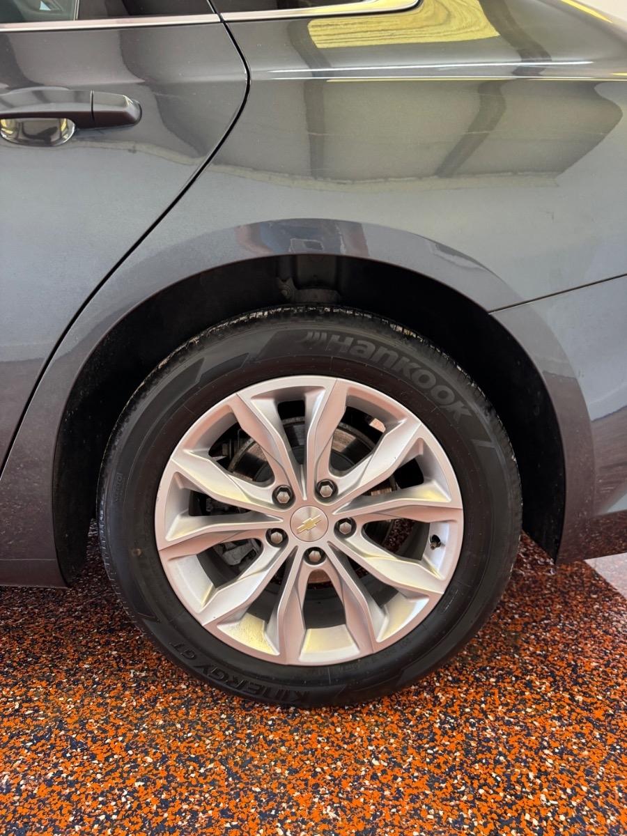 Chevrolet Malibu 4dr Sdn LT 2021